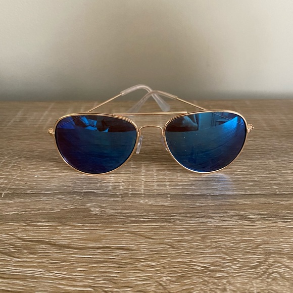 Blue tint sunglasses - Picture 1 of 1